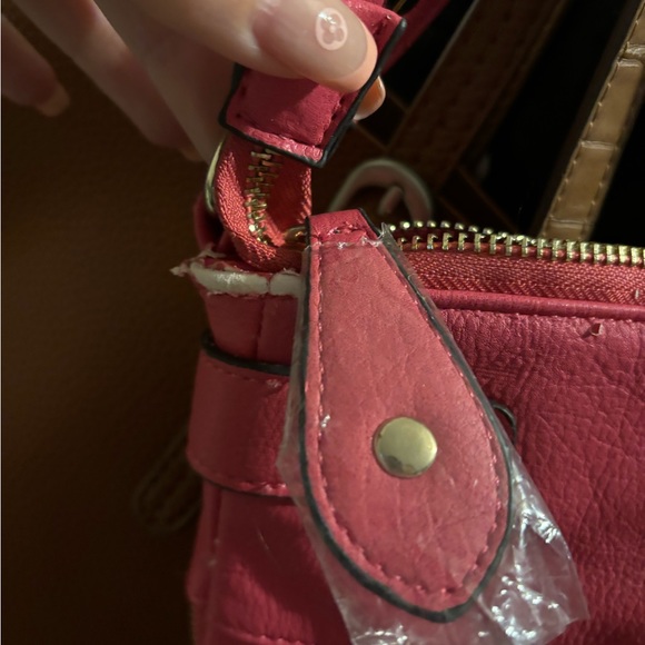 Michael Kors pink purse is brand new - Picture 6 of 9